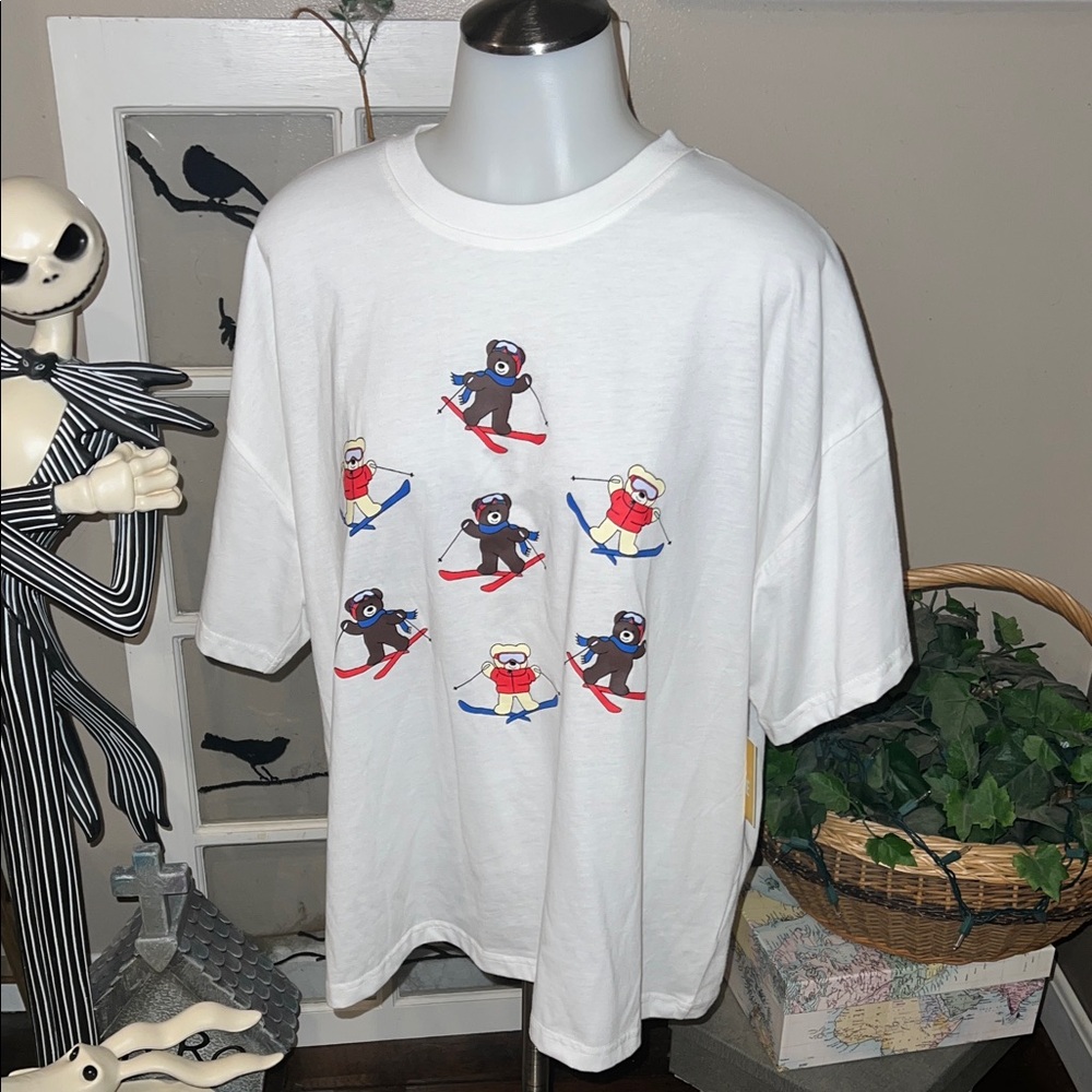 Cult Favorite Tee Winter Bears Tee Shirt